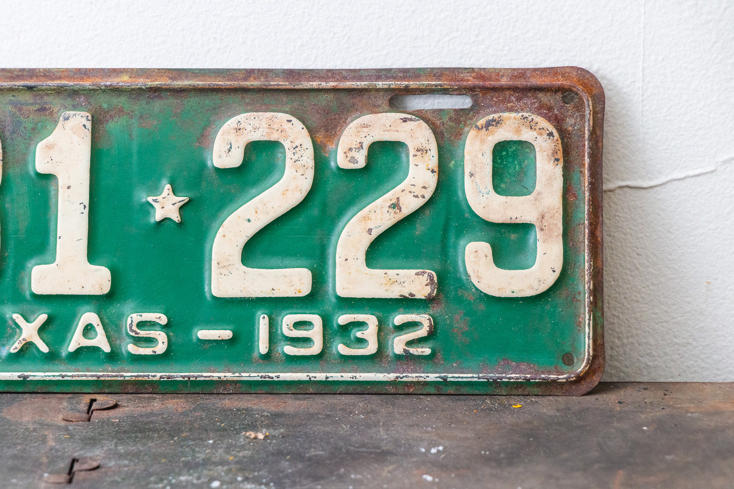Texas 1932 License Plate Pair Vintage Green YOM Ford Deuce - Eagle's Eye Finds