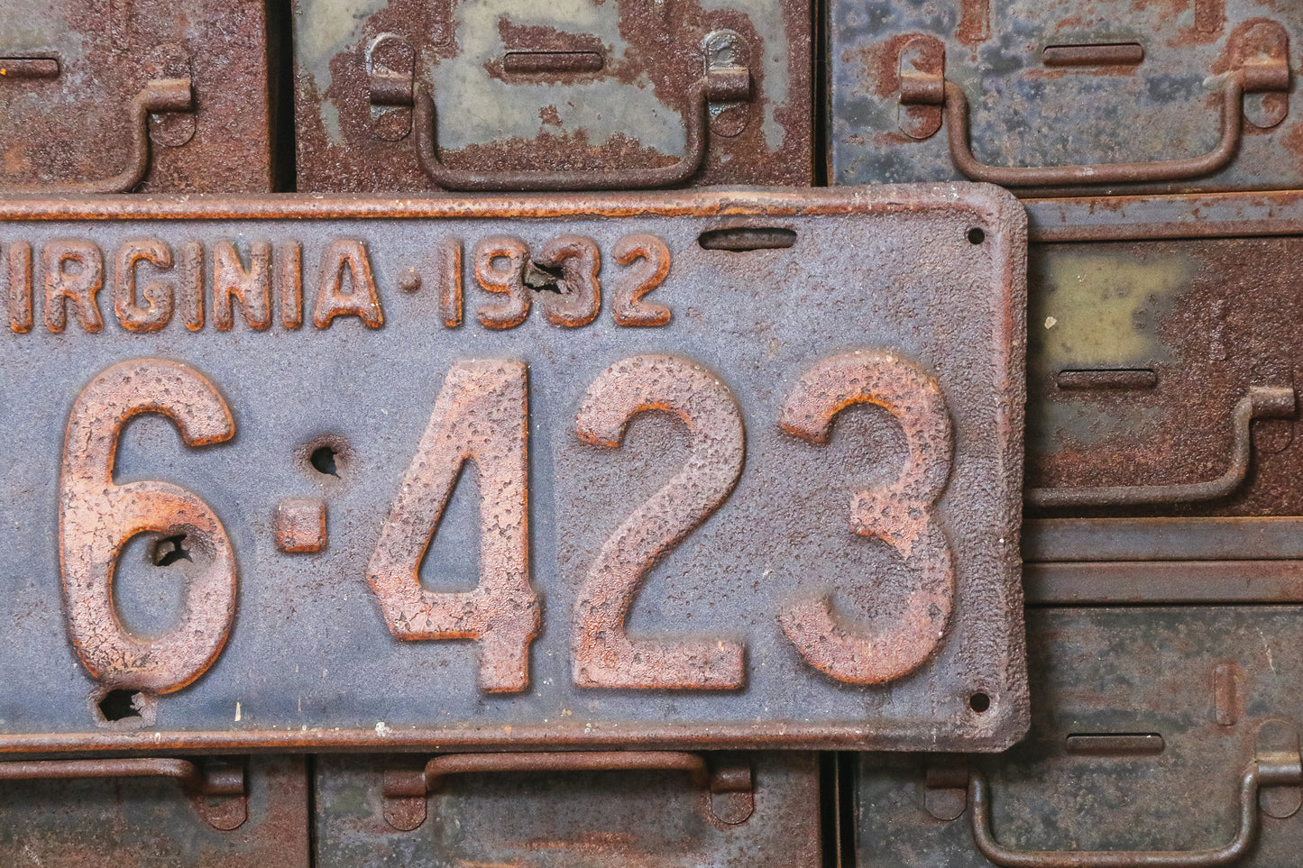 Virginia 1932 License Plate Vintage Rustic Wall Decor 316-423 - Eagle's Eye Finds