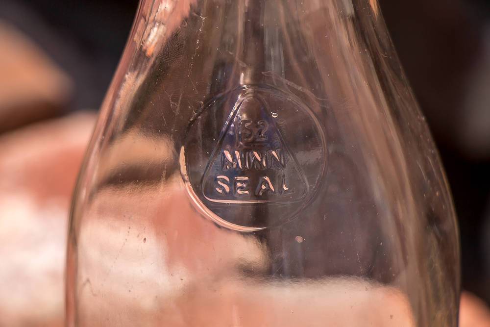 Minn Seal Vintage Milk Bottle Quart Sized - Eagle's Eye Finds