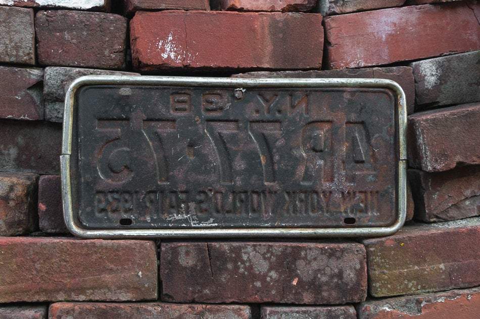 New York 1938 World's Fair Vintage License Plate with Bracket - Eagle's Eye Finds