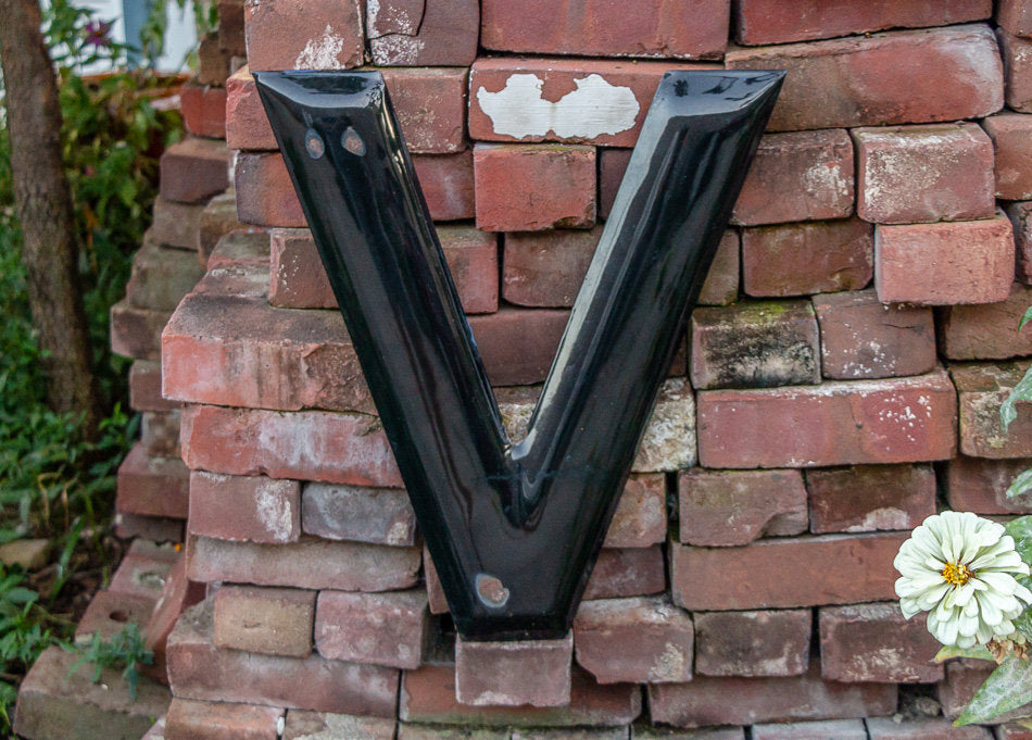 Initial Letters R E or V Big Porcelain Letters Vintage Wall Hanging Decor - Eagle's Eye Finds