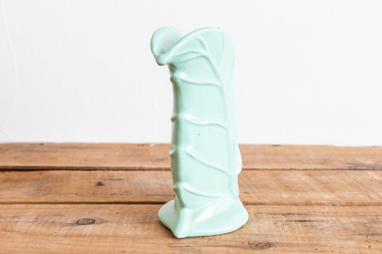 Haegar Leaf Vase Vintage Mid-Century Pottery Green Planter - Eagle's Eye Finds