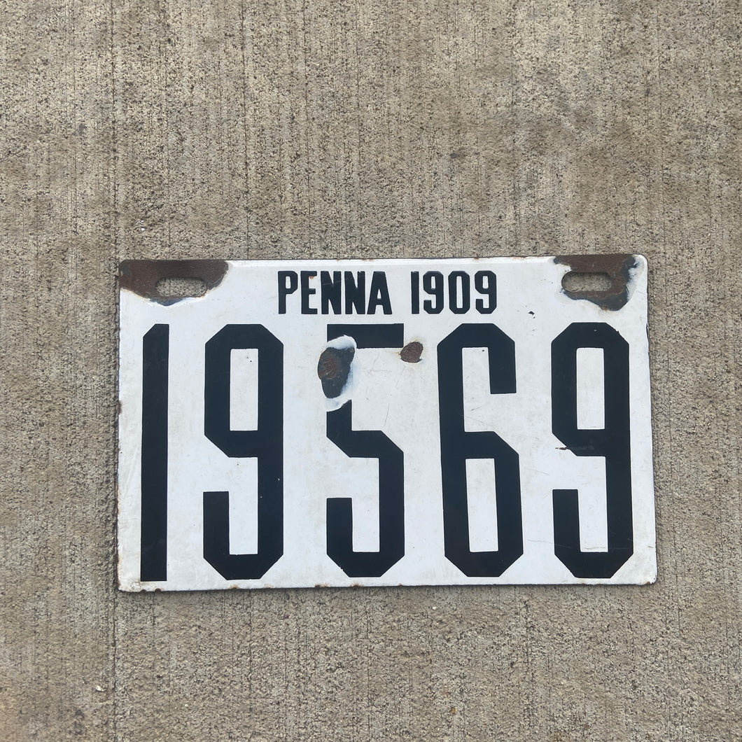 1909 Pennsylvania Porcelain License Plate Vintage White Auto Wall Decor 19569