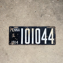 Load image into Gallery viewer, 1914 Pennsylvania Porcelain License Plate Vintage Black Auto Wall Decor 101044
