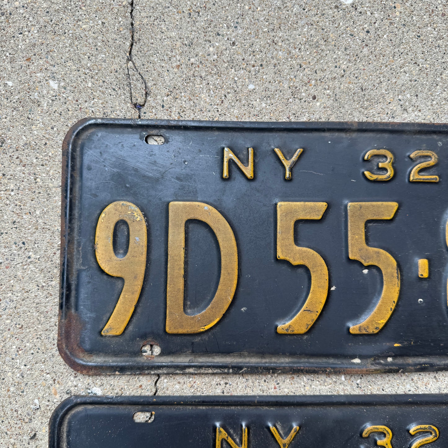 1932 New York License Plate Pair YOM DMV Clear 9D 5582
