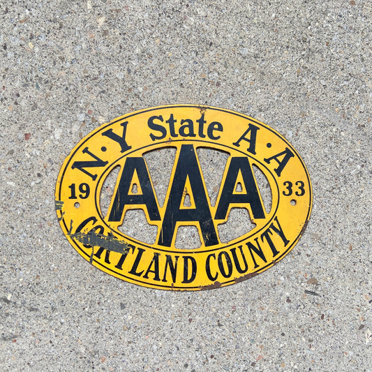 1933 Cortland County New York AAA Metal Car Badge License Plate Topper Syracuse