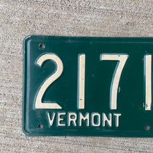Load image into Gallery viewer, 1955 Vermont License Plate Vintage Wall Decor 21718
