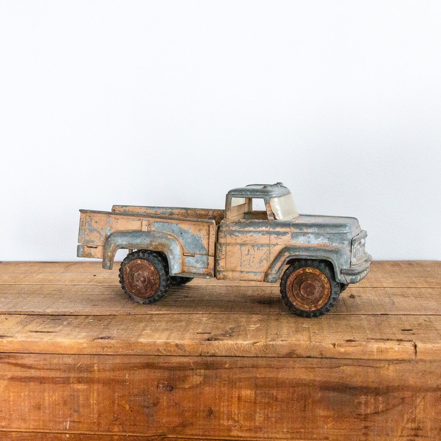 1960s Hubley 800 Pickup Truck Vintage Toy Vehicle Brown