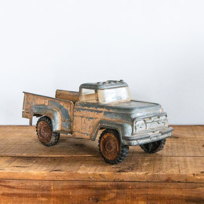 1960s Hubley 800 Pickup Truck Vintage Toy Vehicle Brown