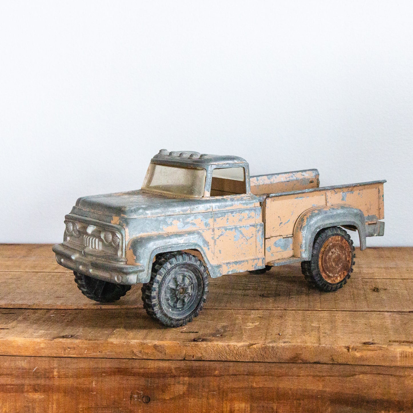 1960s Hubley 800 Pickup Truck Vintage Toy Vehicle Brown