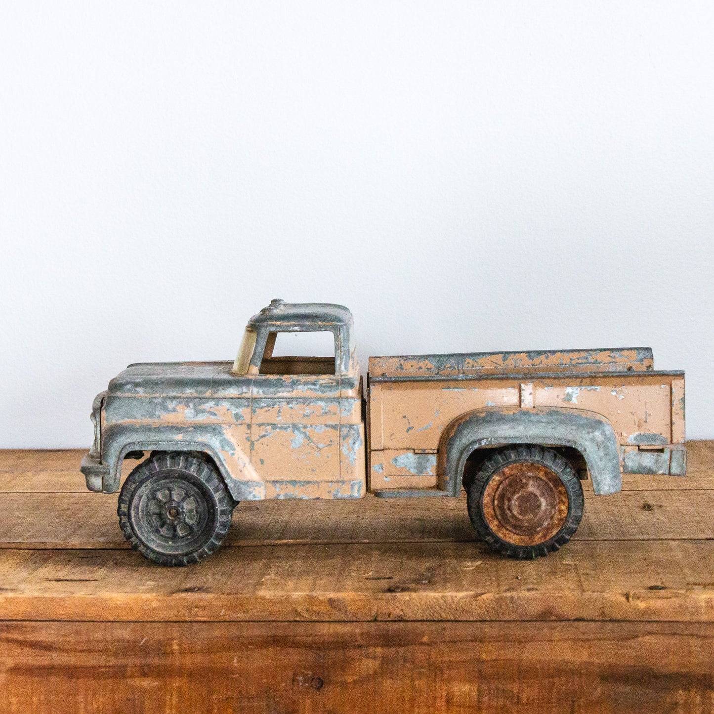 1960s Hubley 800 Pickup Truck Vintage Toy Vehicle Brown