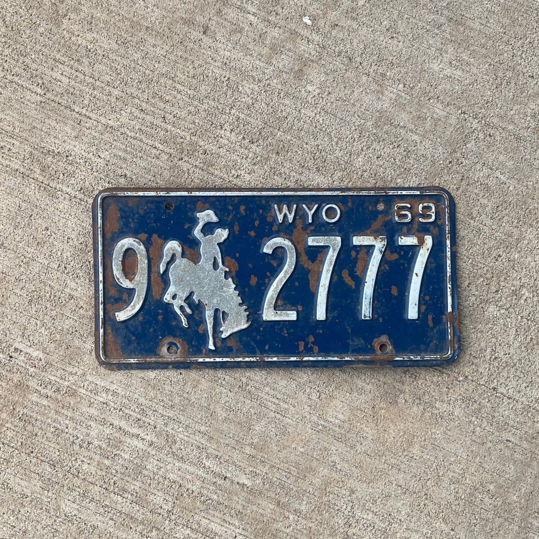 1969 Wyoming License Plate Vintage Blue Cowboy Wall Decor 9 2777
