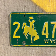 Load image into Gallery viewer, 1970 Wyoming License Plate Vintage Green Cowboy Wall Decor 2-4766
