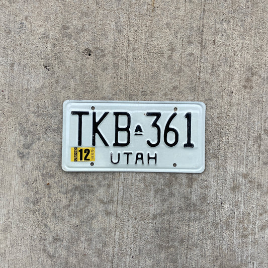 1975 Utah License Plate Vintage Black White Auto Garage Wall Decor