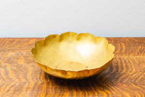 Elegant Vintage Brass Scalloped Tulip Decorative Bowl