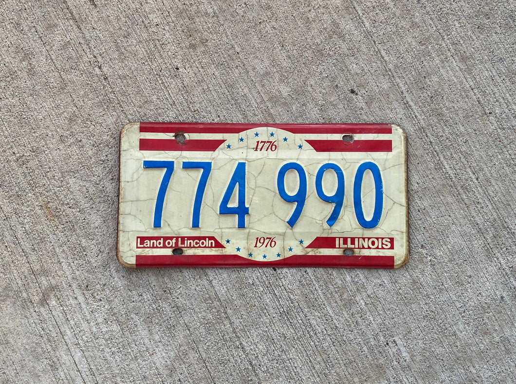 1976 Illinois License Plate Vintage Red White Blue Decor