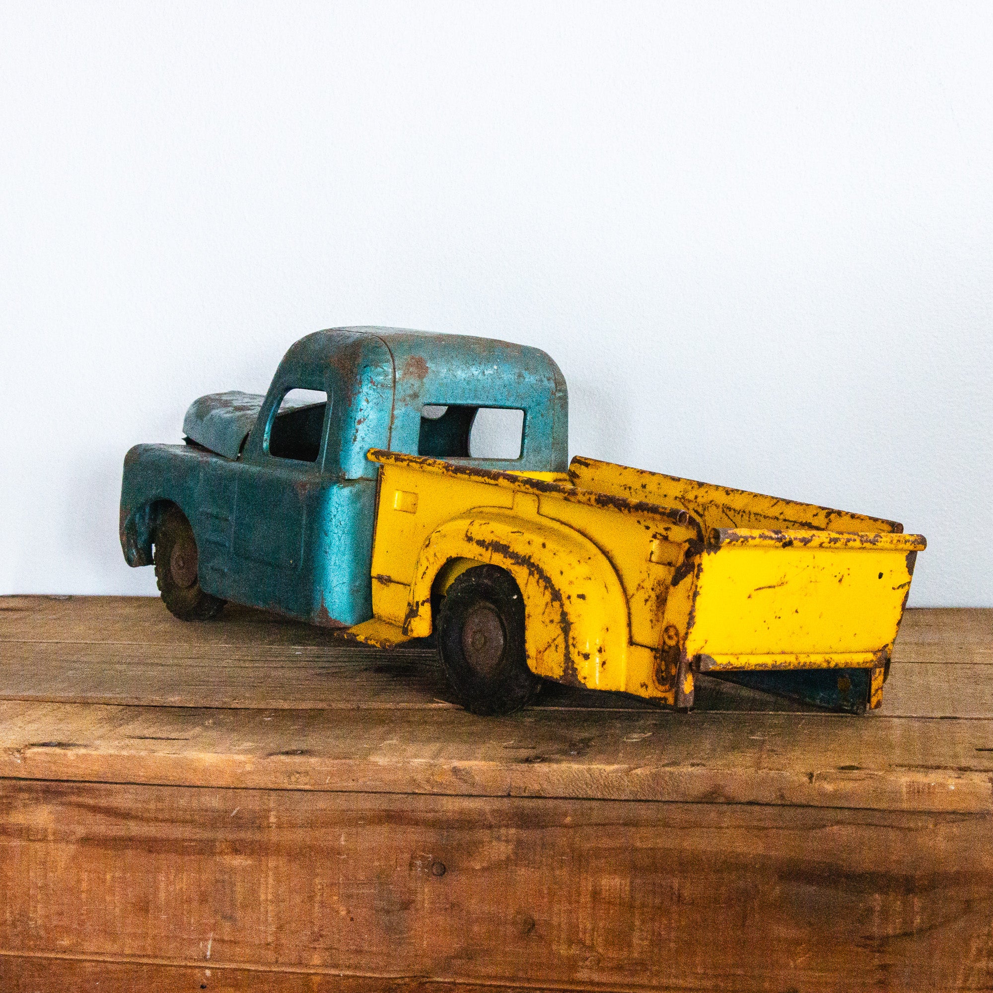 Structo Toys Pickup Truck #213 | Vintage 1950s Pressed Steel Truck