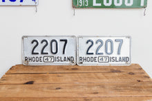 Load image into Gallery viewer, Rhode Island 1947 License Plate Pair Vintage YOM Original Paint Car Decor - Eagle&#39;s Eye Finds
