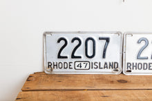 Load image into Gallery viewer, Rhode Island 1947 License Plate Pair Vintage YOM Original Paint Car Decor - Eagle&#39;s Eye Finds
