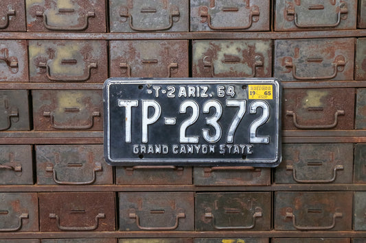 Arizona 1964 Trailer License Plate Vintage Black White Decor TP-2372