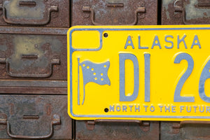 1975 Alaska License Plate Vintage Yellow Decor DI261