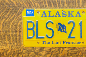 1984 Alaska License Plate Vintage Yellow Decor BLS217