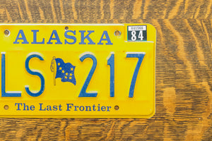 1984 Alaska License Plate Vintage Yellow Decor BLS217