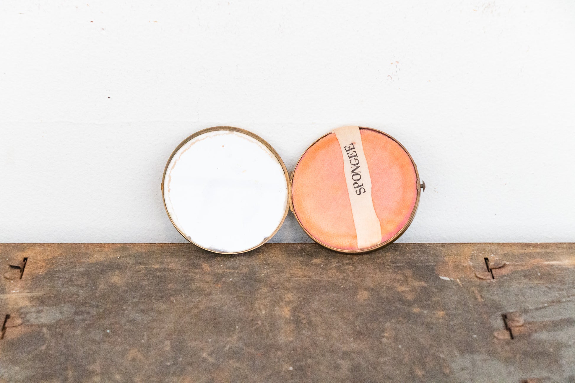 Brass Floral Compact Mirror Vintage Vanity Decor - Eagle's Eye Finds