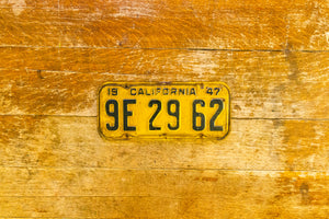 1947 California License Plate Vintage Black Wall Decor 9E2962