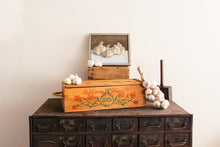 Load image into Gallery viewer, California Roses Garlic Box Vintage Kitchen Advertising Decor
