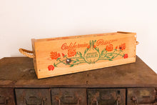 Load image into Gallery viewer, California Roses Garlic Box Vintage Kitchen Advertising Decor
