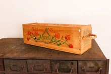 Load image into Gallery viewer, California Roses Garlic Box Vintage Kitchen Advertising Decor
