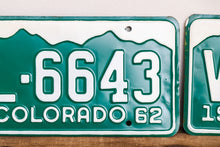 Load image into Gallery viewer, Colorado 1962 License Plate Pair Vintage NOS Green CO Wall Hanging Decor - Eagle&#39;s Eye Finds
