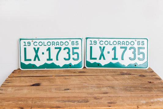 Colorado 1965 License Plate Pair Vintage White CO Wall Hanging Decor - Eagle's Eye Finds