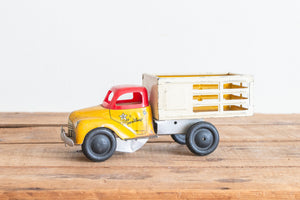 Courtland Stake Wind Up Toy Truck Vintage Tin Litho Walt Reach Mechanical Vehicle - Eagle's Eye Finds