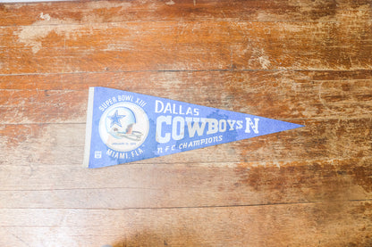 Dallas Cowboys Felt Pennant NFL Super Bowl Blue Vintage Sports Decor