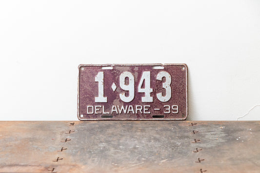 Delaware 1939 License Plate Vintage Maroon Wall Decor 1-943 - Eagle's Eye Finds