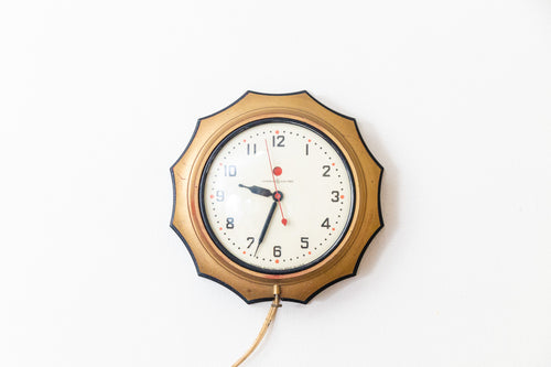 GE Red Dot Wall Clock Model 2HO2 Vintage Mid-Century Gold Wall Decor - Eagle's Eye Finds