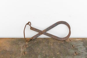 Lightweight Gifford Wood Co Ice Tongs Vintage Rustic Wall Decor