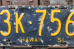 Hawaii 1951 License Plate Vintage Kauai Wall Hanging Decor 3K-756 - Eagle's Eye Finds