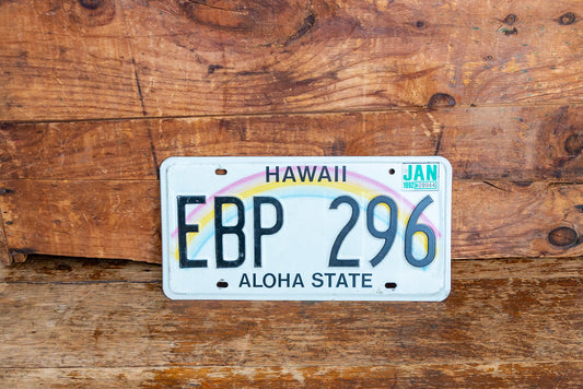 Hawaii 1992 License Plate Vintage Wall Hanging Decor - Eagle's Eye Finds