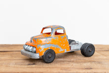 Load image into Gallery viewer, Hubley 506 Lowboy Trailer Truck Vintage Kiddie Toy 500 Series Vehicle - Eagle&#39;s Eye Finds
