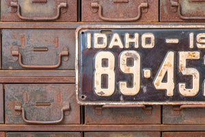 Idaho 1931 License Plate Vintage Black Wall Hanging Decor - Eagle's Eye Finds