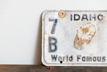 Load image into Gallery viewer, Idaho 1948 License Plate Vintage Potato Wall Hanging Decor - Eagle&#39;s Eye Finds
