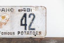 Load image into Gallery viewer, Idaho 1948 License Plate Vintage Potato Wall Hanging Decor - Eagle&#39;s Eye Finds
