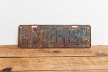 Load image into Gallery viewer, Illinois 1933 Rusty License Plate Vintage Brown Wall Decor 525-804 - Eagle&#39;s Eye Finds
