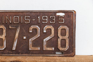 Illinois 1935 Rusty License Plate Vintage Brown Wall Hanging Decor 287-228 - Eagle's Eye Finds