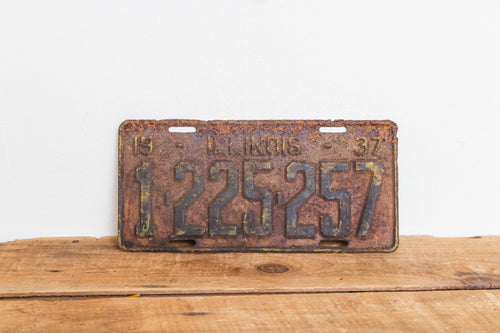 Illinois 1937 Rusty License Plate Vintage Brown Wall Hanging Decor 1-225-257 - Eagle's Eye Finds