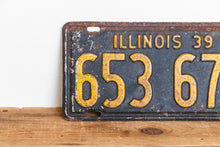 Load image into Gallery viewer, Illinois 1939 License Plate Vintage Black Wall Hanging Decor 653-670 - Eagle&#39;s Eye Finds
