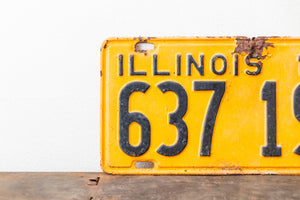 Illinois 1941 License Plate Vintage Yellow Wall Hanging Decor 637-190 - Eagle's Eye Finds